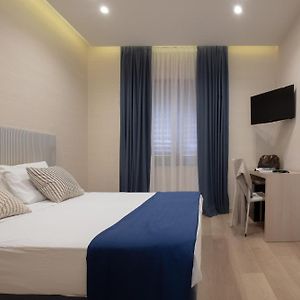 Hr Hotel & Spa